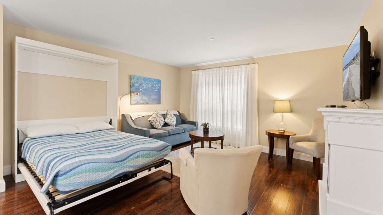 Photo of Bedroom in York Beach