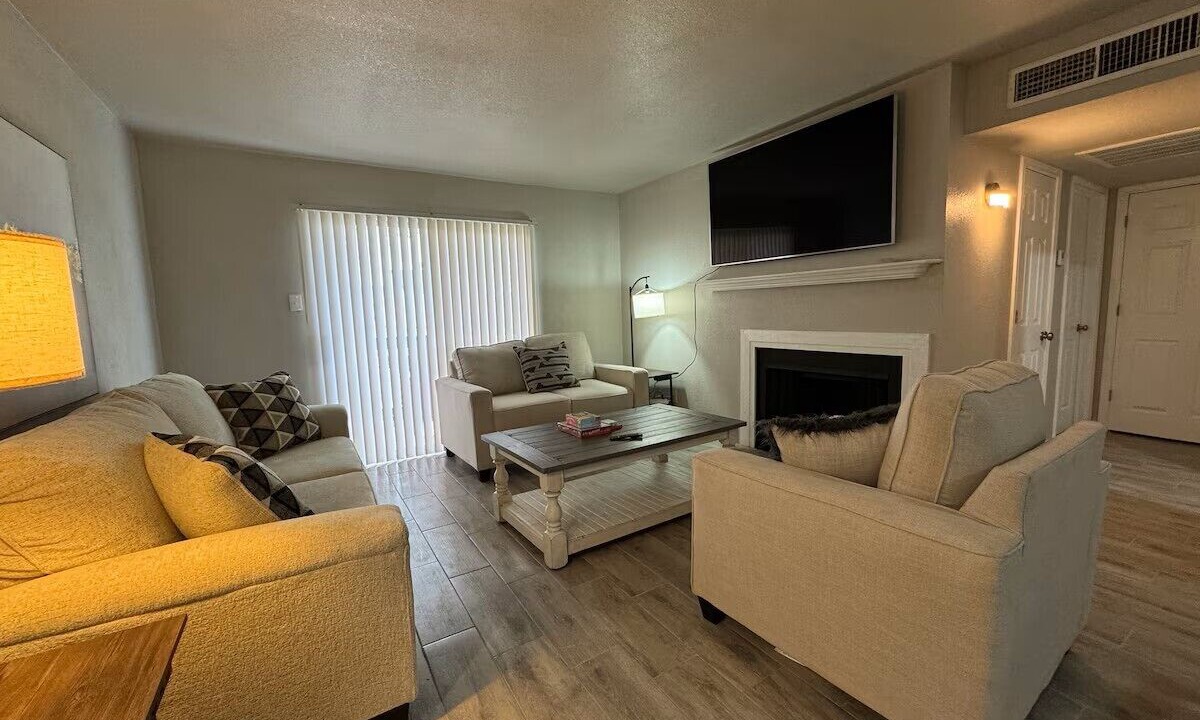 Photo of Livingroom in Beaumont