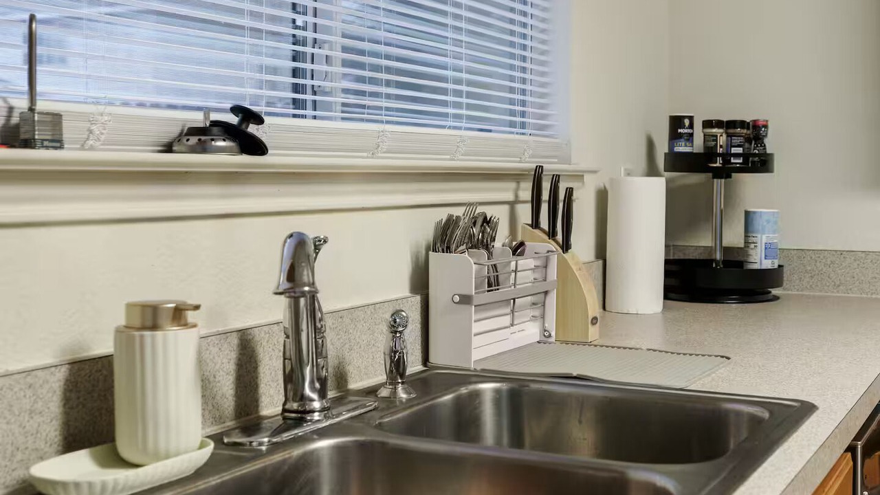 Photo of Kitchen in Handley