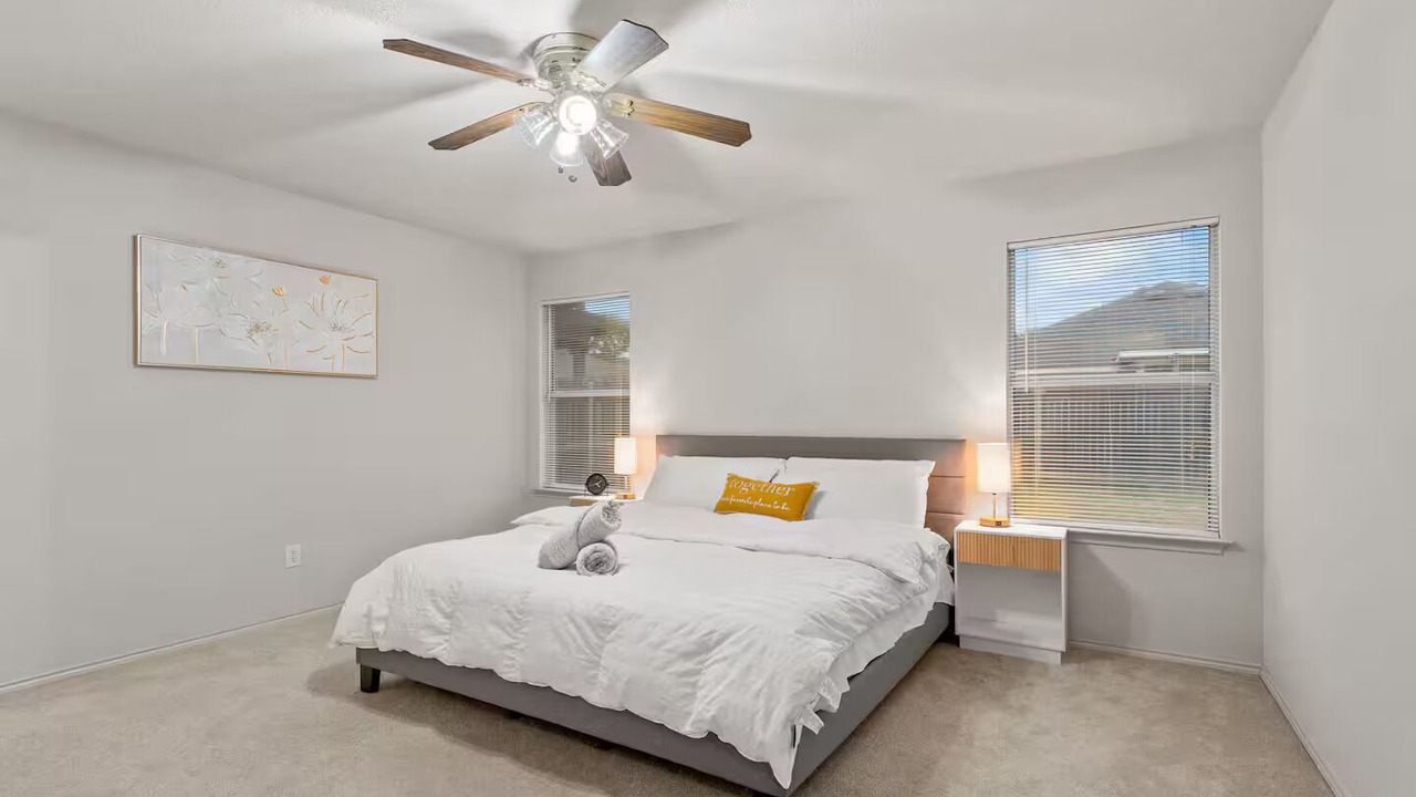 Photo of Bedroom in Handley