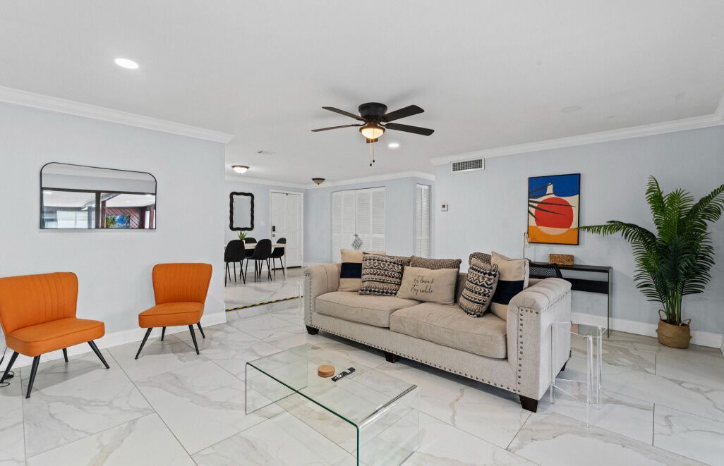 Photo of Livingroom in Southside