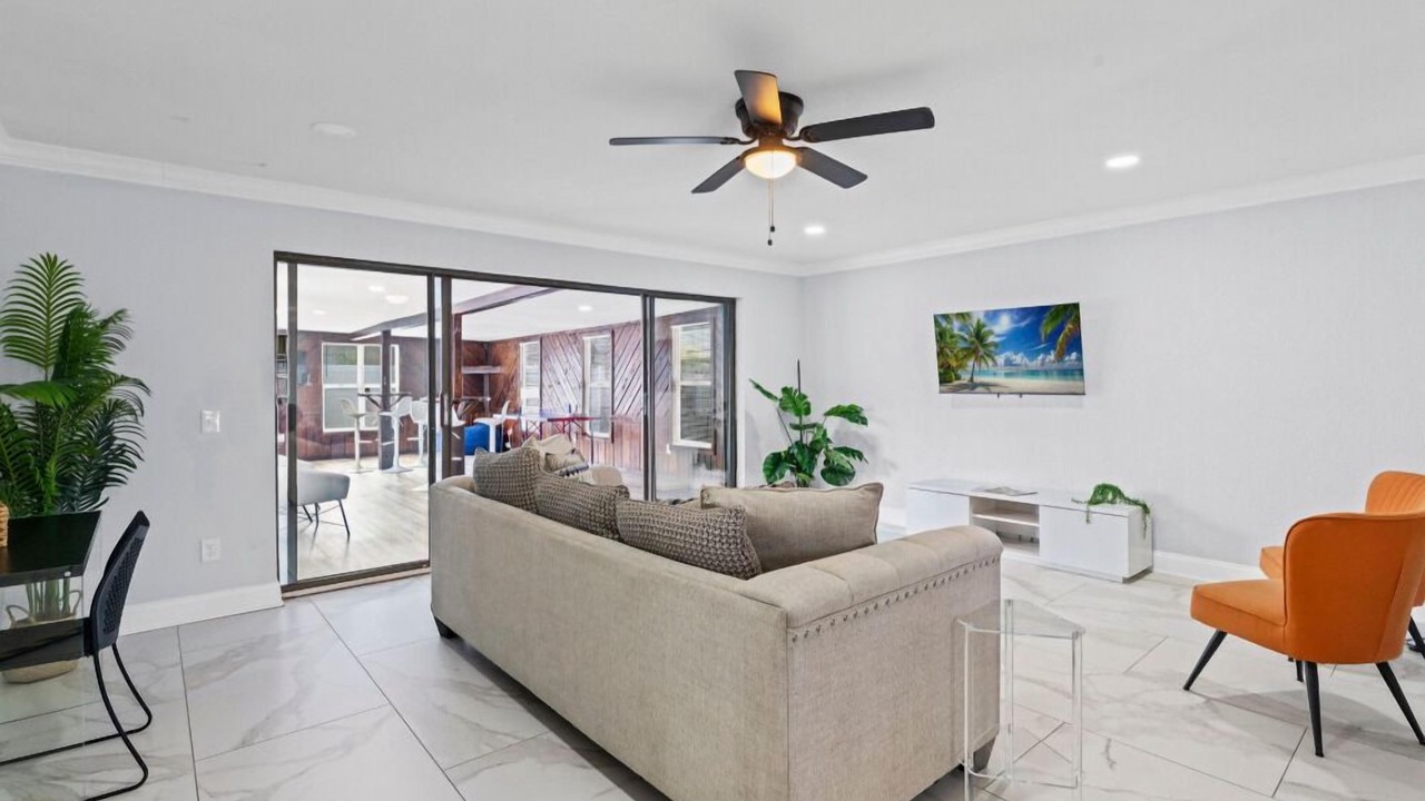 Photo of Livingroom in Southside