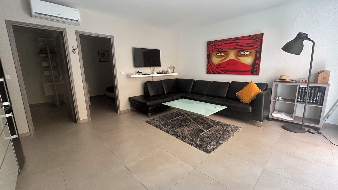 Photo of Livingroom in Bonifacio