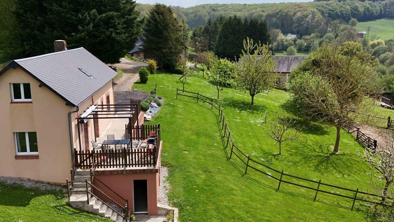 Photo of Outdoor in Gace