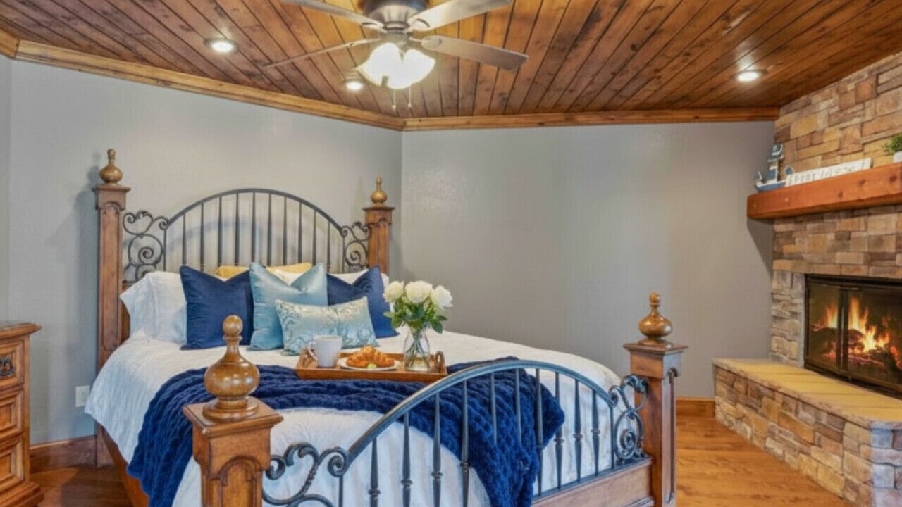 Photo of Livingroom in Osage Beach