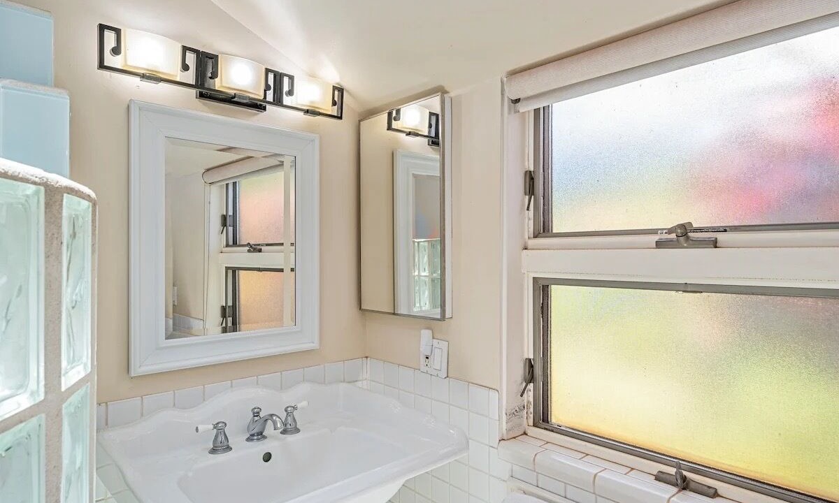 Photo of Bathroom in Kaanapali