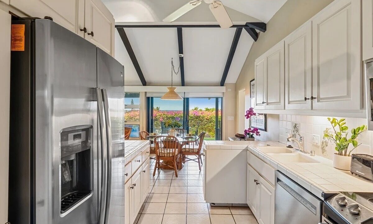 Photo of Kitchen in Kaanapali