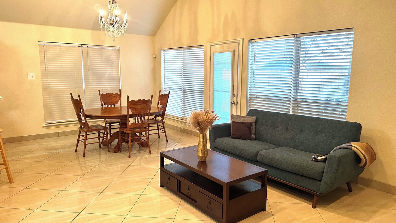 Photo of Livingroom in Mansfield
