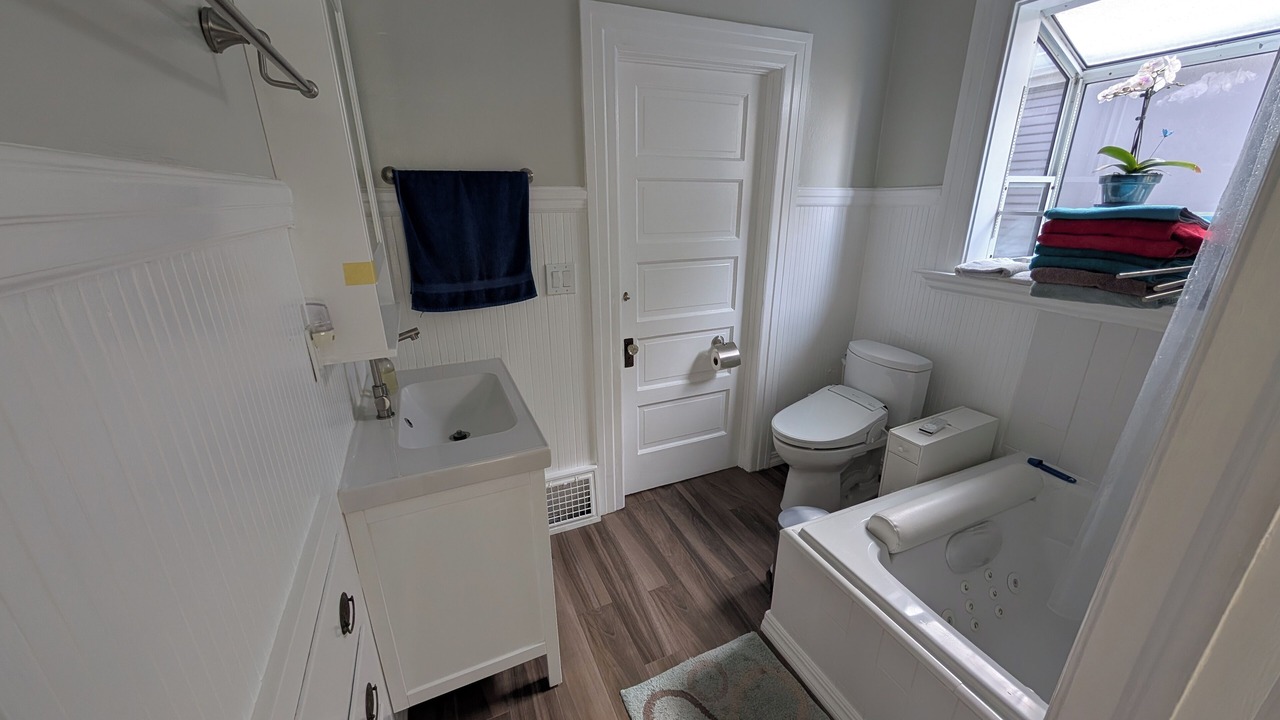 Photo of Bathroom in South Berkeley