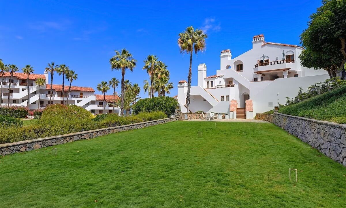 Photo of Outdoor in Avalon