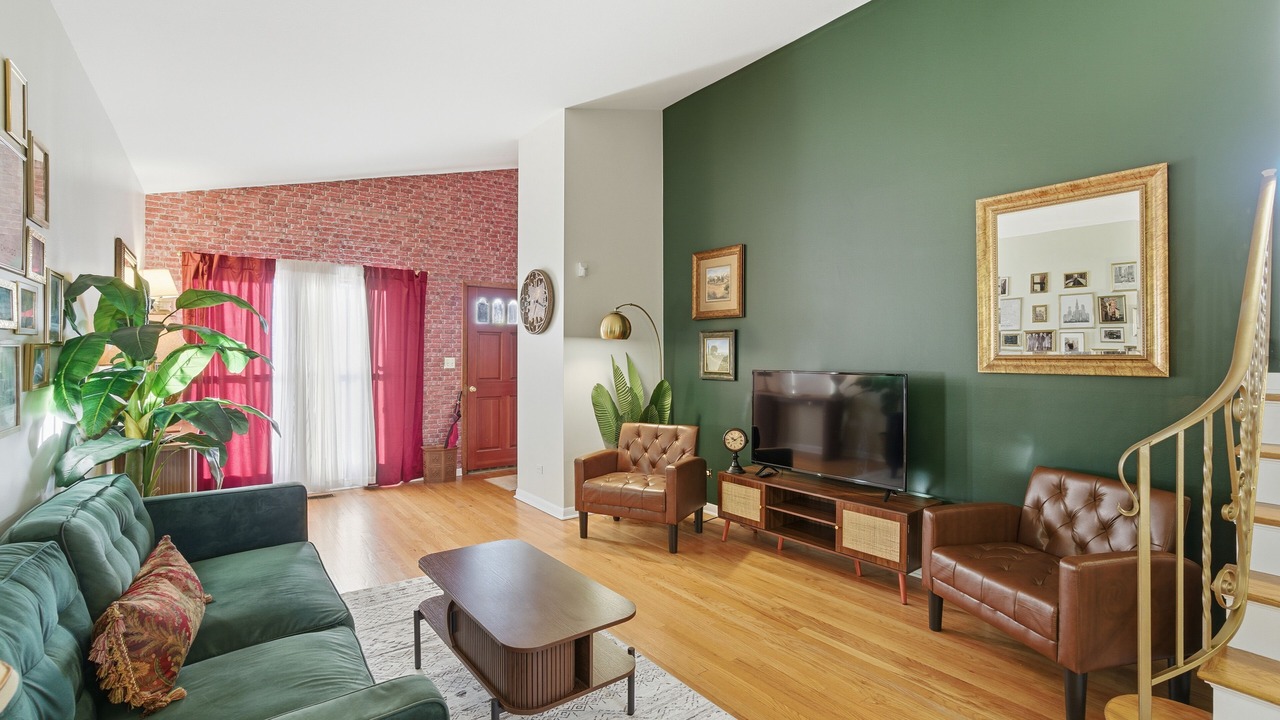 Photo of Livingroom in Palatine