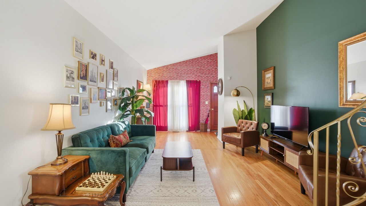 Photo of Livingroom in Palatine