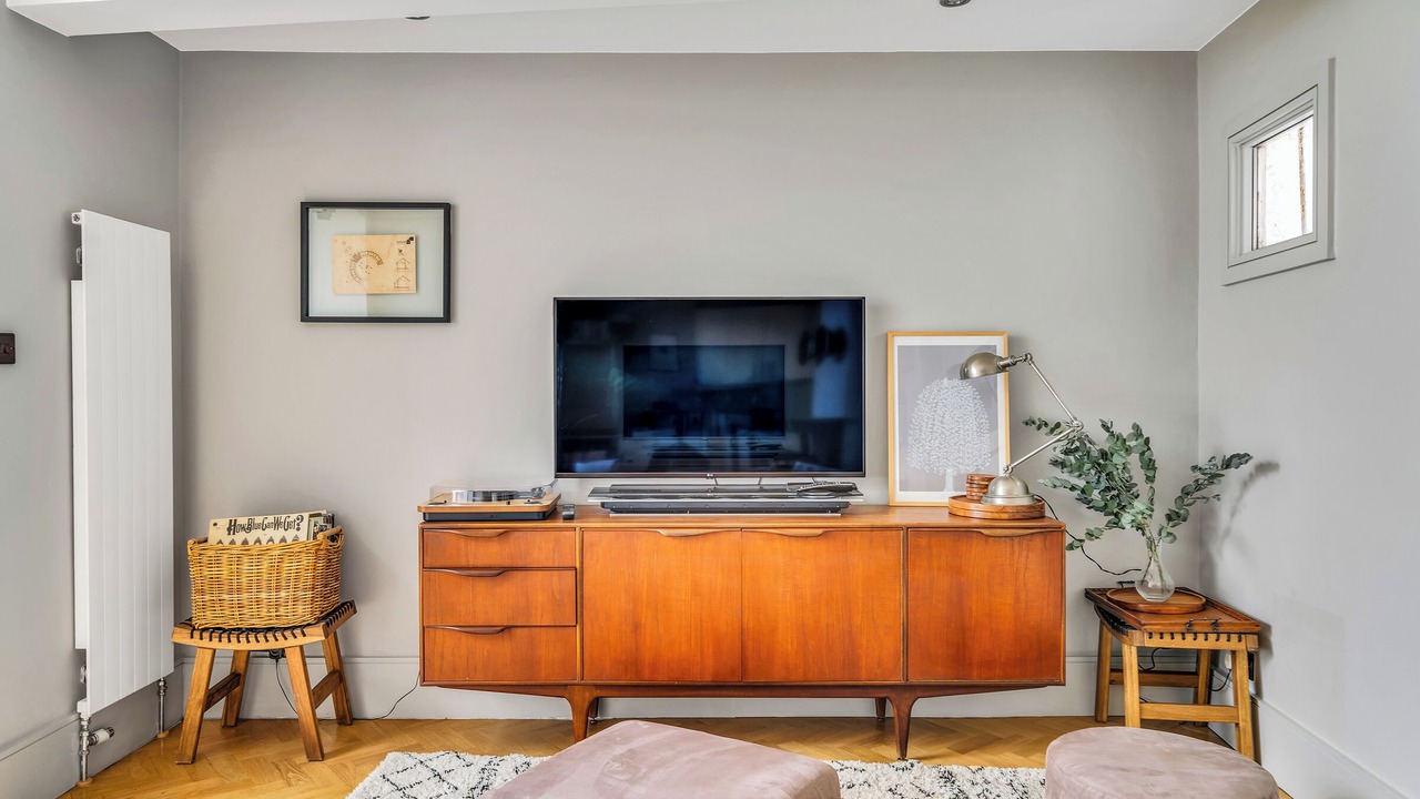Photo of Livingroom in Redcliffe