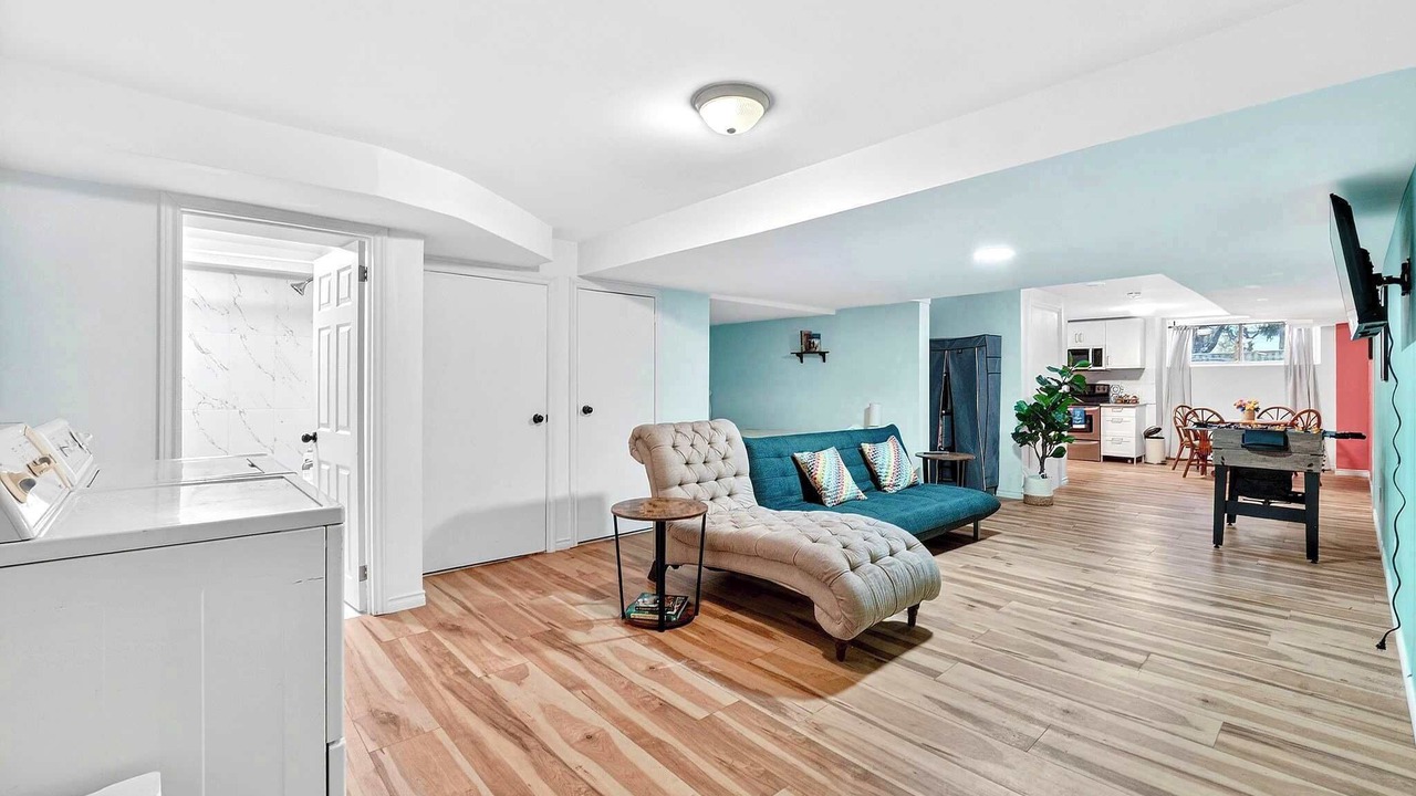 Photo of Livingroom in Port Colborne