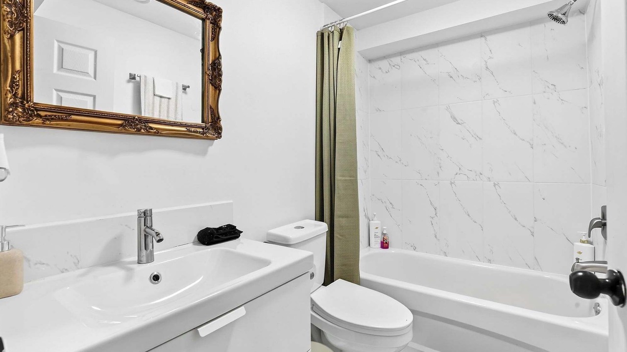 Photo of Bathroom in Port Colborne