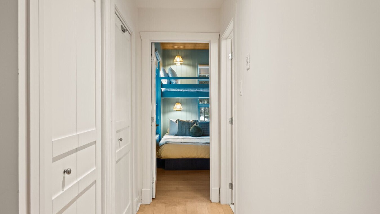 Photo of Bedroom in Tremblant-Les-Eaux