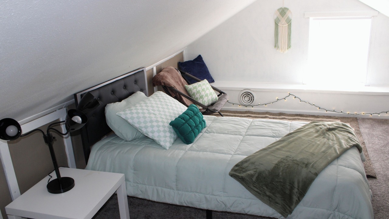 Photo of Bedroom in Muncie