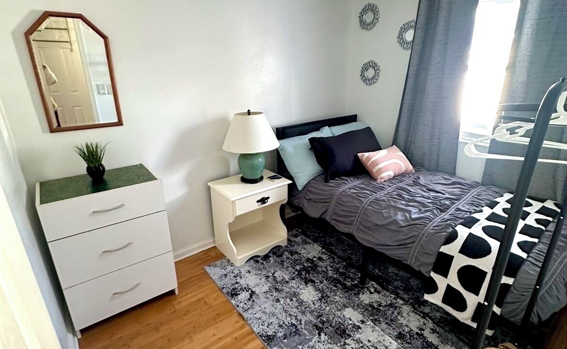 Photo of Bedroom in Muncie