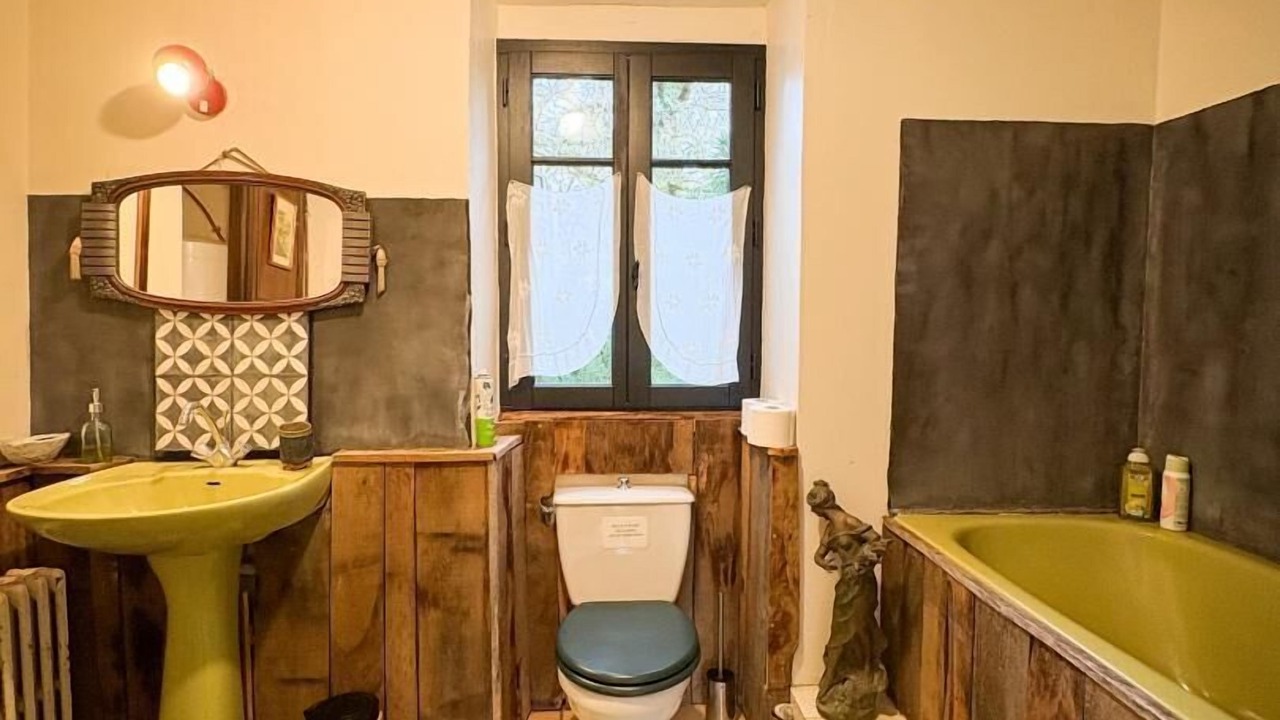 Photo of Bathroom in Assier