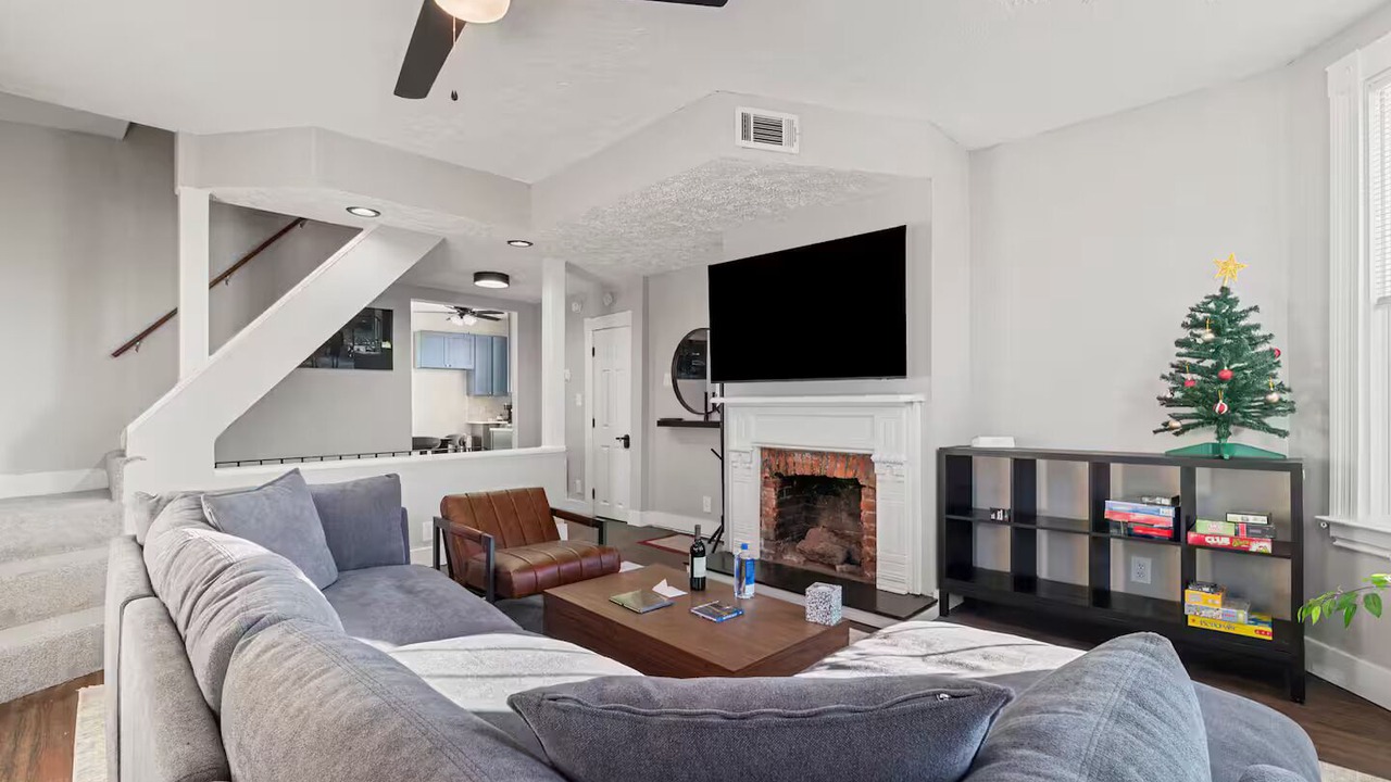Photo of Livingroom in Mount Washington