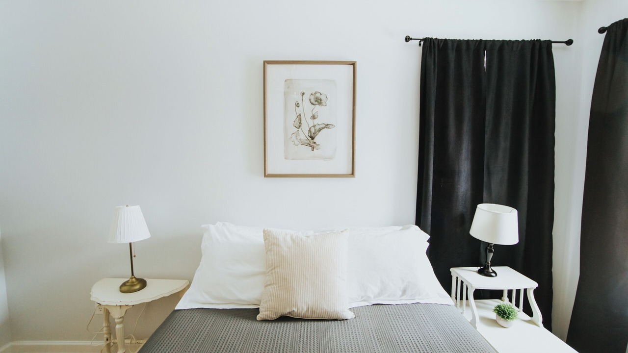 Photo of Bedroom in Downtown