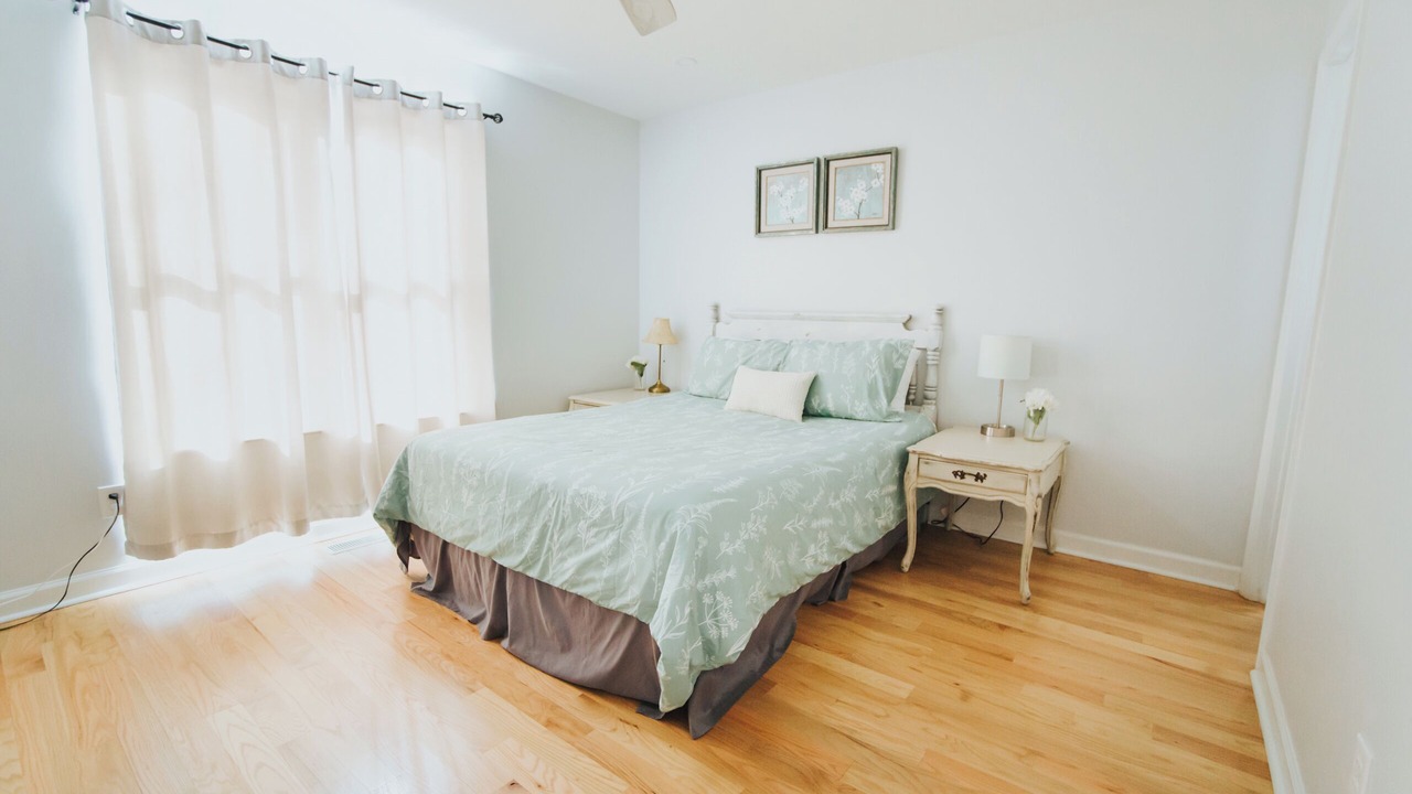 Photo of Bedroom in Downtown
