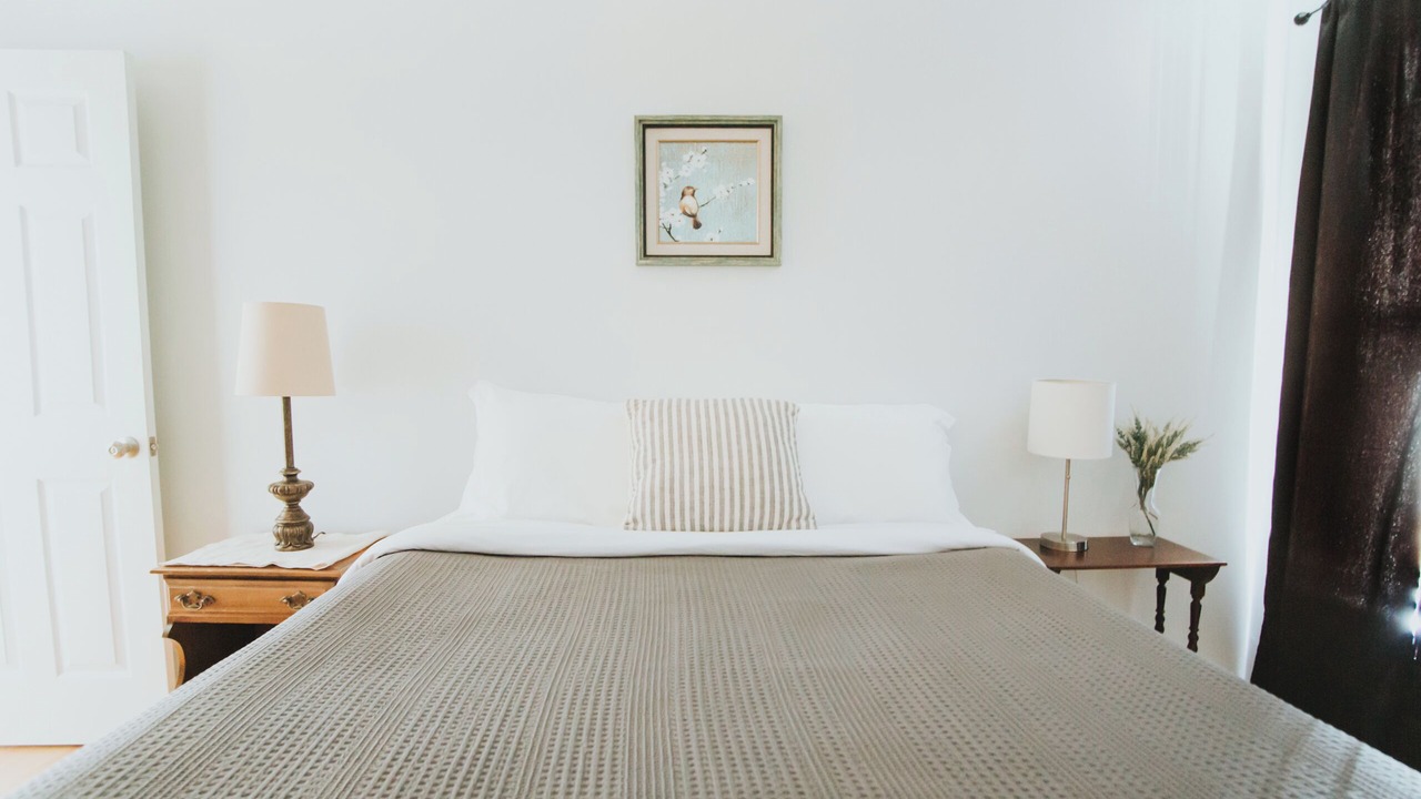 Photo of Bedroom in Downtown