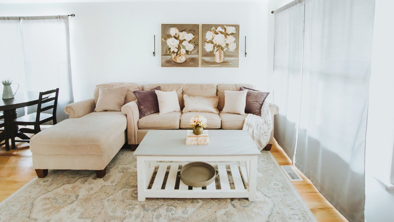 Photo of Livingroom in Downtown