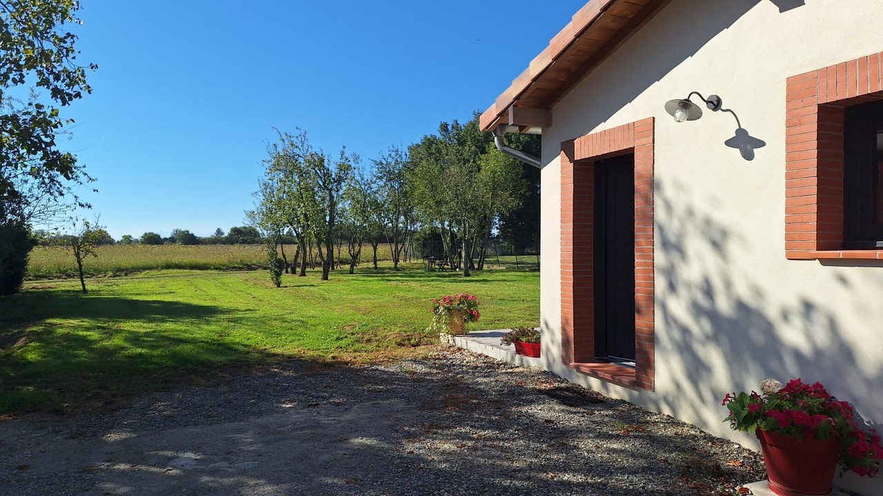 Photo of Outdoor in Sainte-Foy-de-Peyrolieres