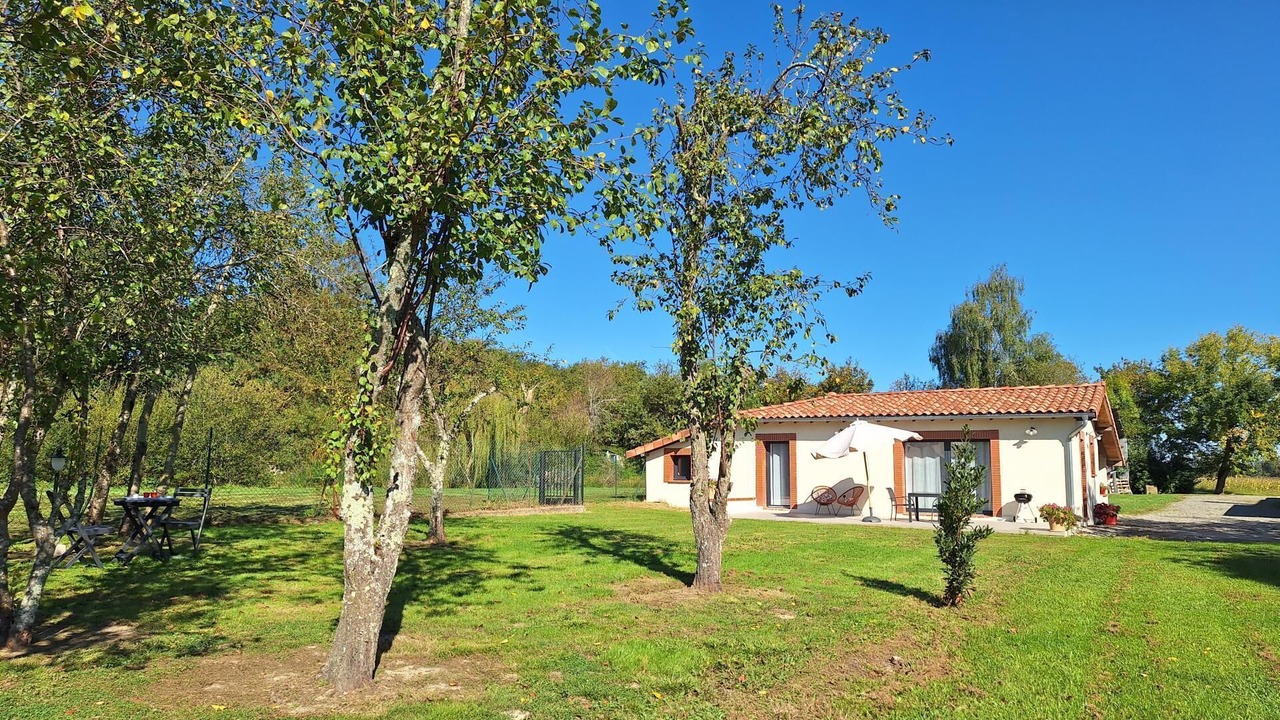 Photo of Outdoor in Sainte-Foy-de-Peyrolieres
