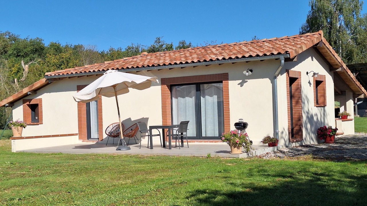 Photo of Outdoor in Sainte-Foy-de-Peyrolieres