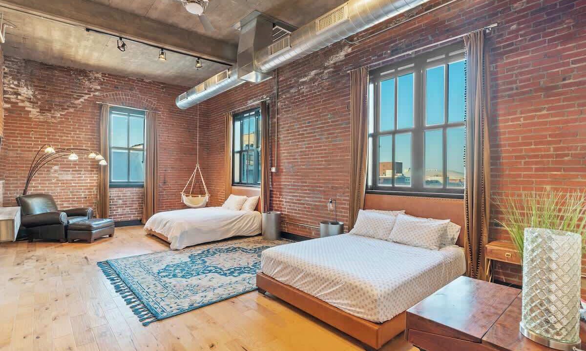 Photo of Bedroom in Downtown West