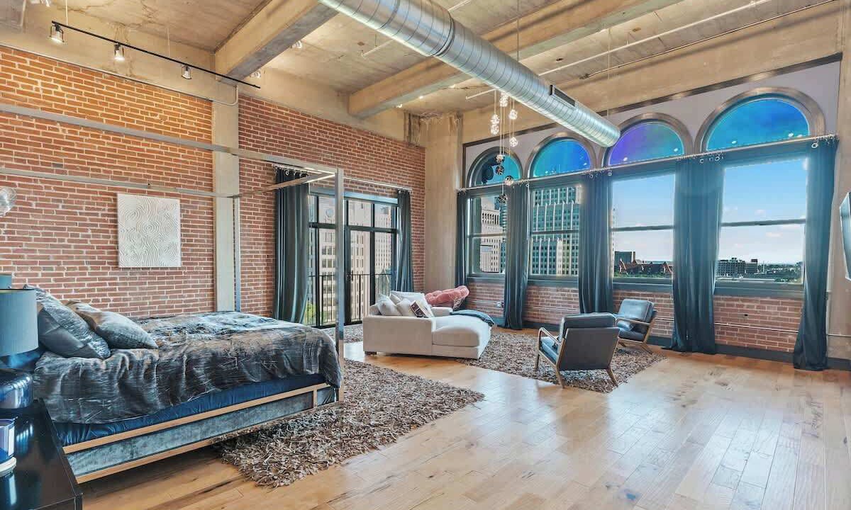 Photo of Bedroom in Downtown West