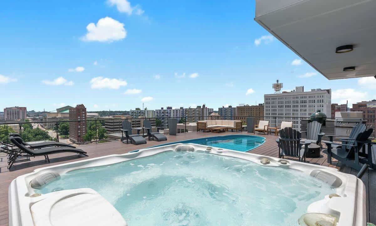 Photo of Patio Balcony in Downtown West