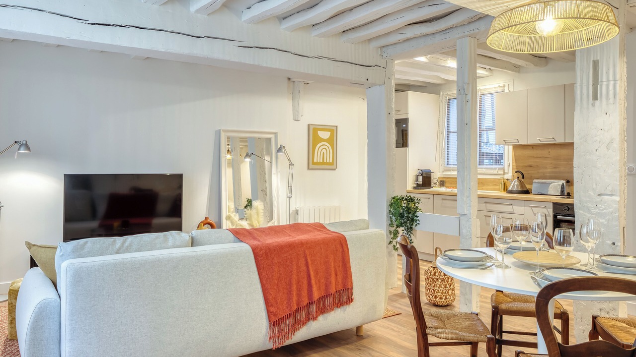 Photo of Livingroom in Quartier Vieux Marche-Cathedrale