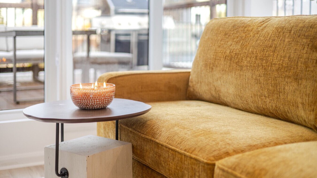 Photo of Livingroom in Shaughnessy Village
