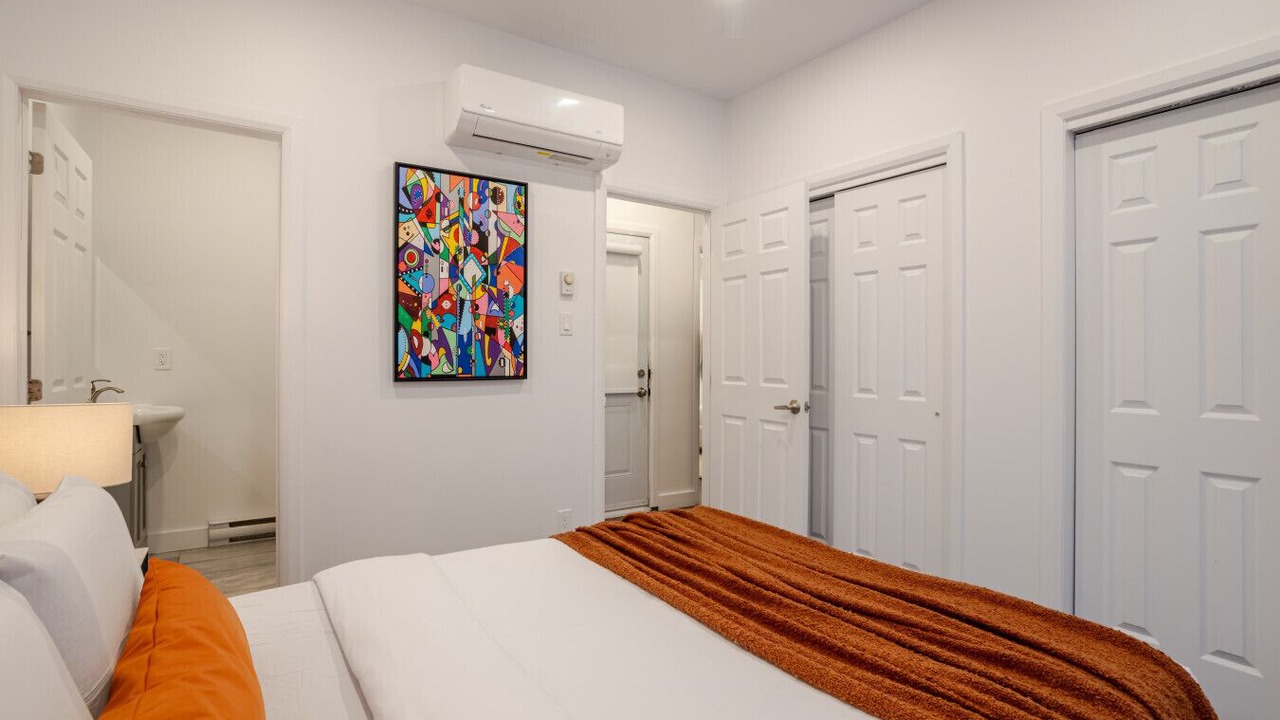 Photo of Bedroom in Shaughnessy Village