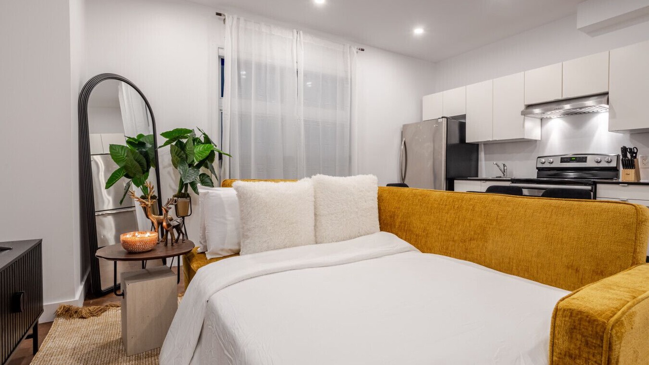 Photo of Bedroom in Shaughnessy Village