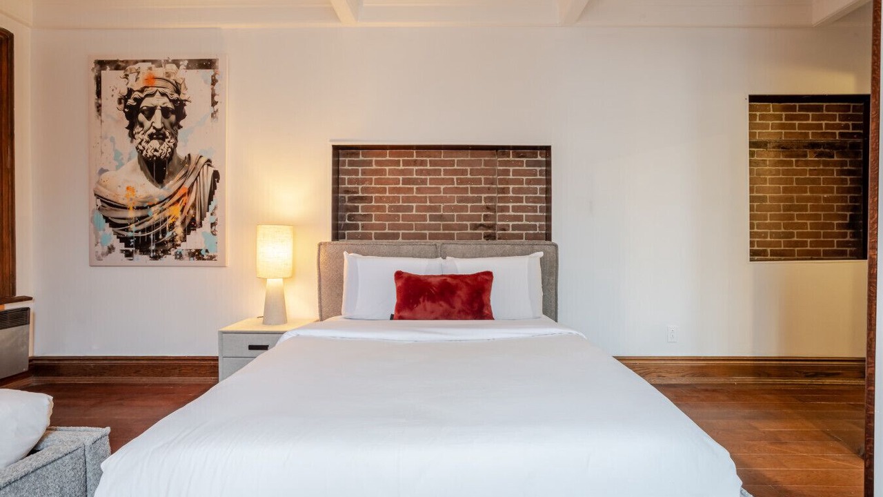 Photo of Bedroom in Shaughnessy Village