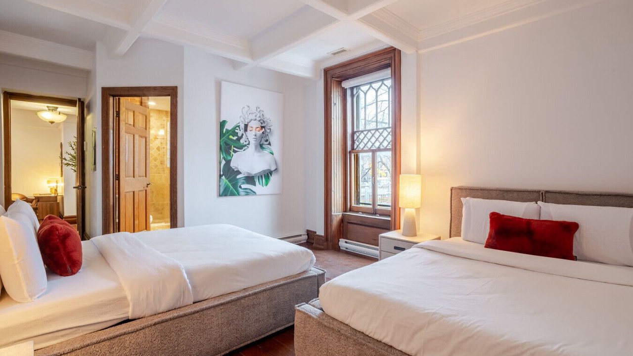 Photo of Bedroom in Shaughnessy Village