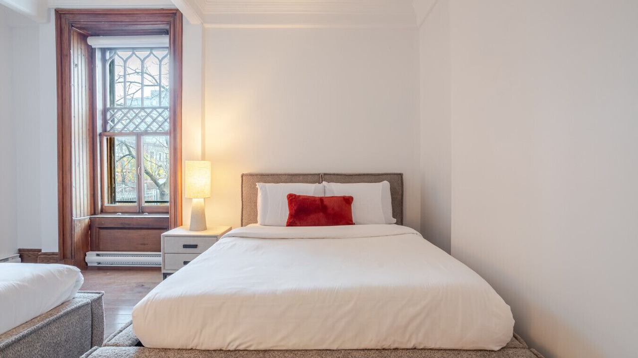 Photo of Bedroom in Shaughnessy Village