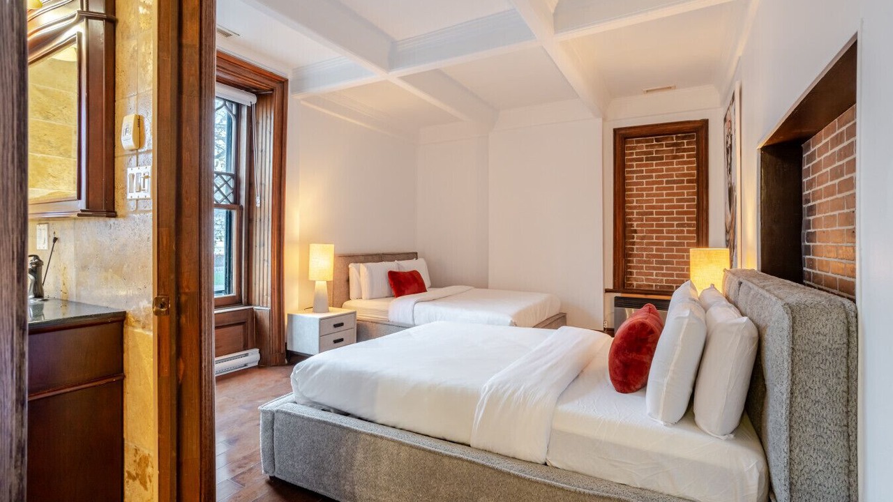 Photo of Bedroom in Shaughnessy Village