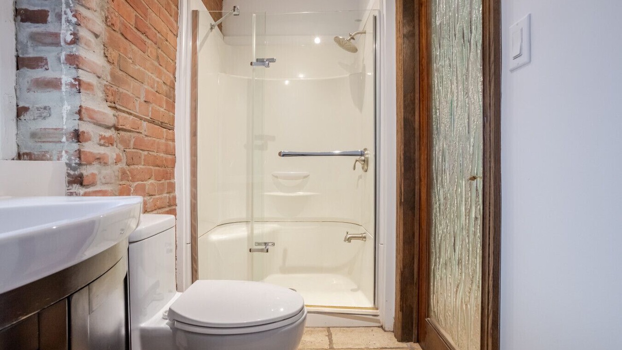 Photo of Bathroom in Shaughnessy Village