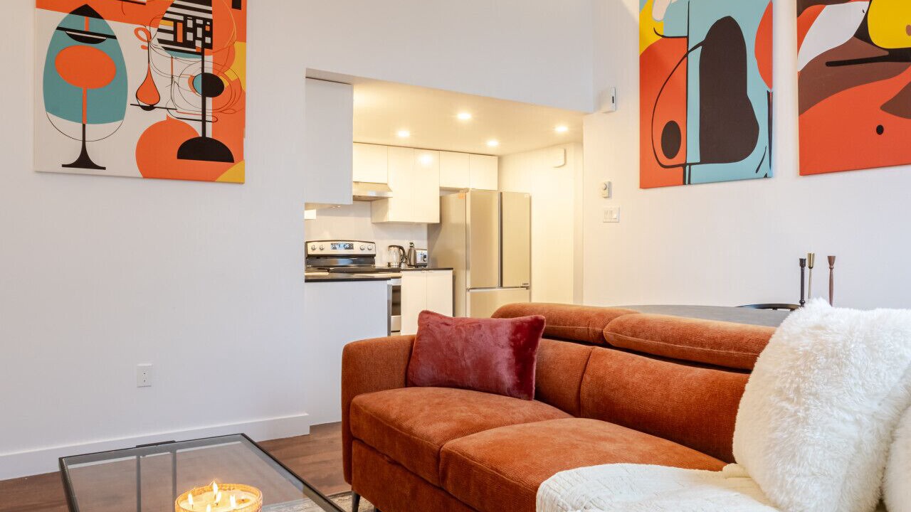 Photo of Livingroom in Shaughnessy Village