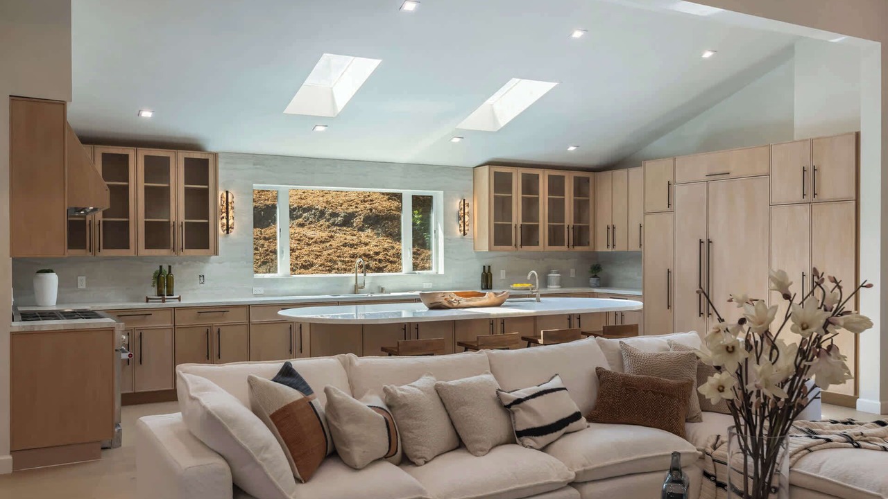 Photo of Livingroom in Trousdale Estates