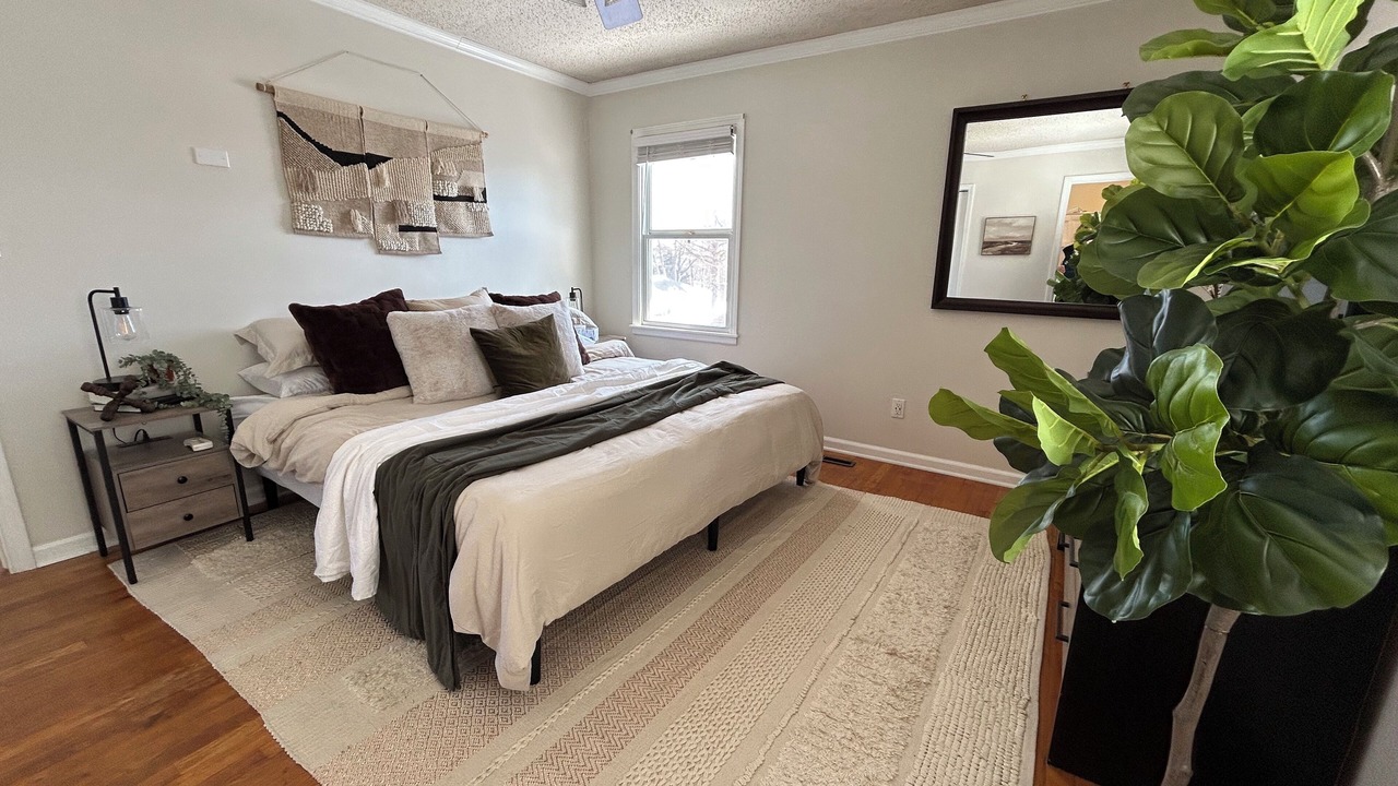 Photo of Bedroom in Grandview