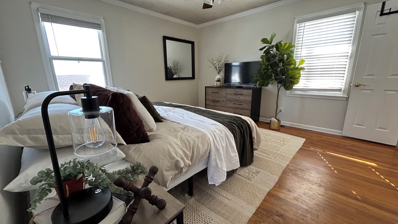 Photo of Bedroom in Grandview