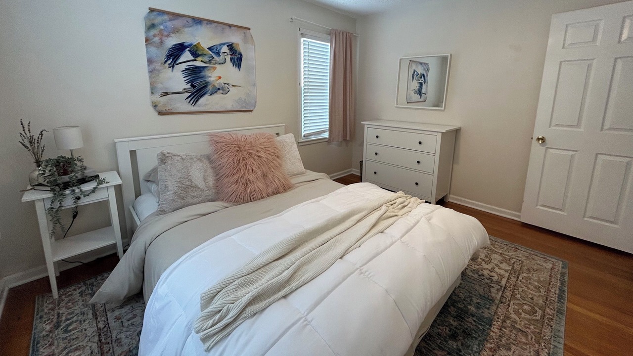 Photo of Bedroom in Grandview