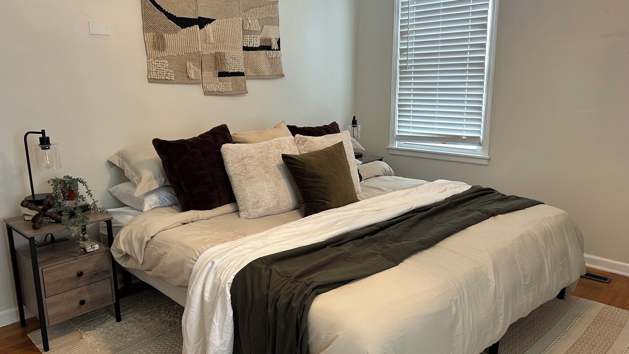 Photo of Bedroom in Grandview