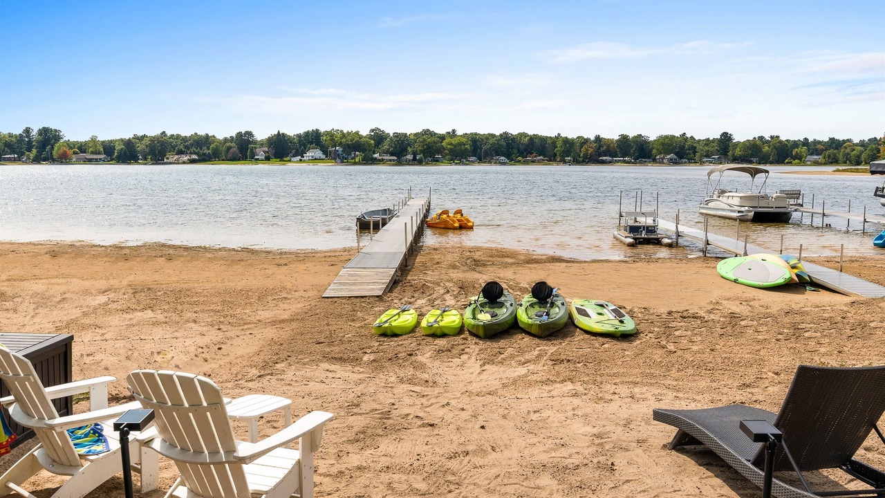 Photo of Others in Twin Lake